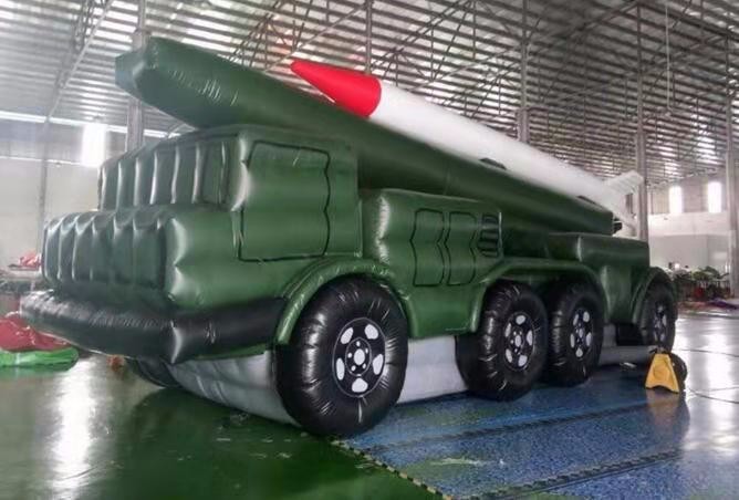 海淀部队小型导弹车